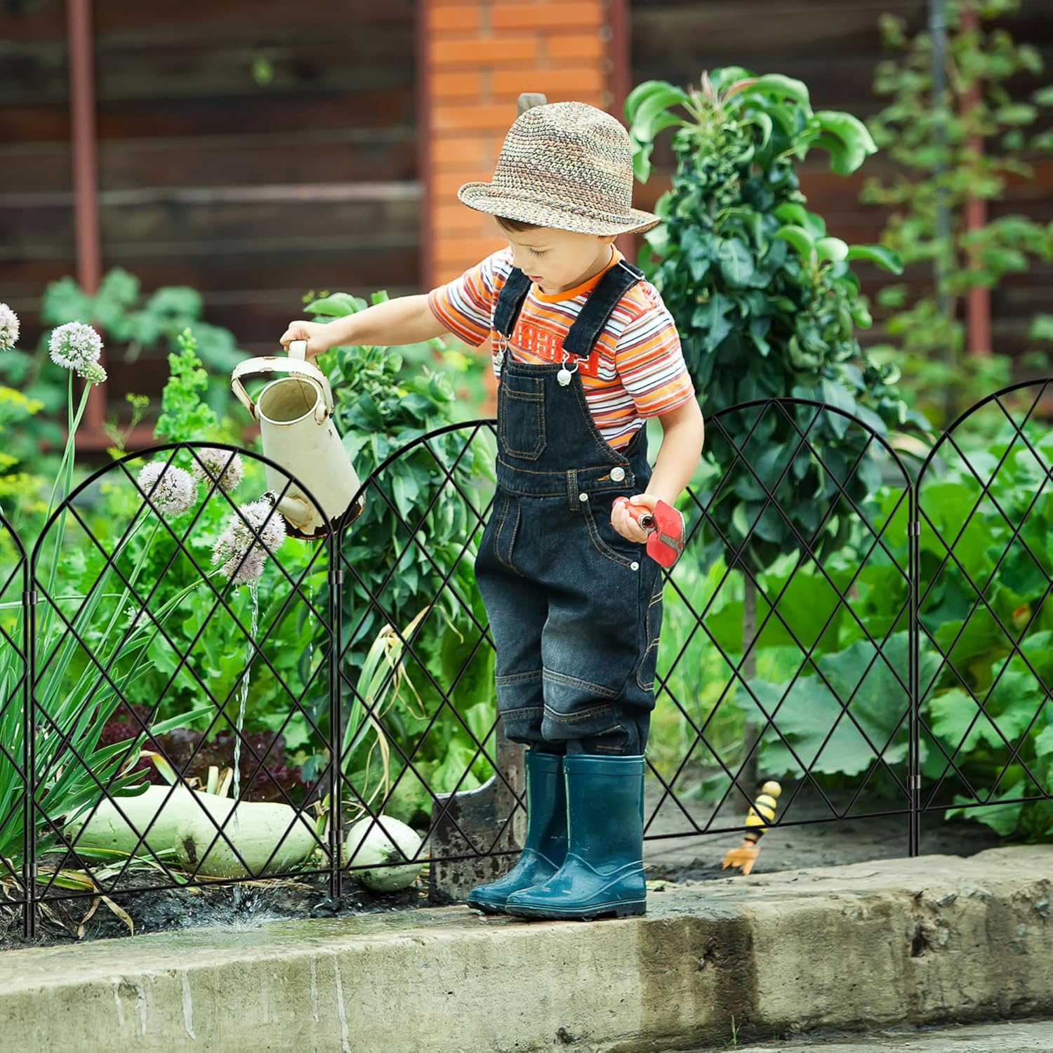 Decorative Garden Fence 61cm (H) x 33cm (W)