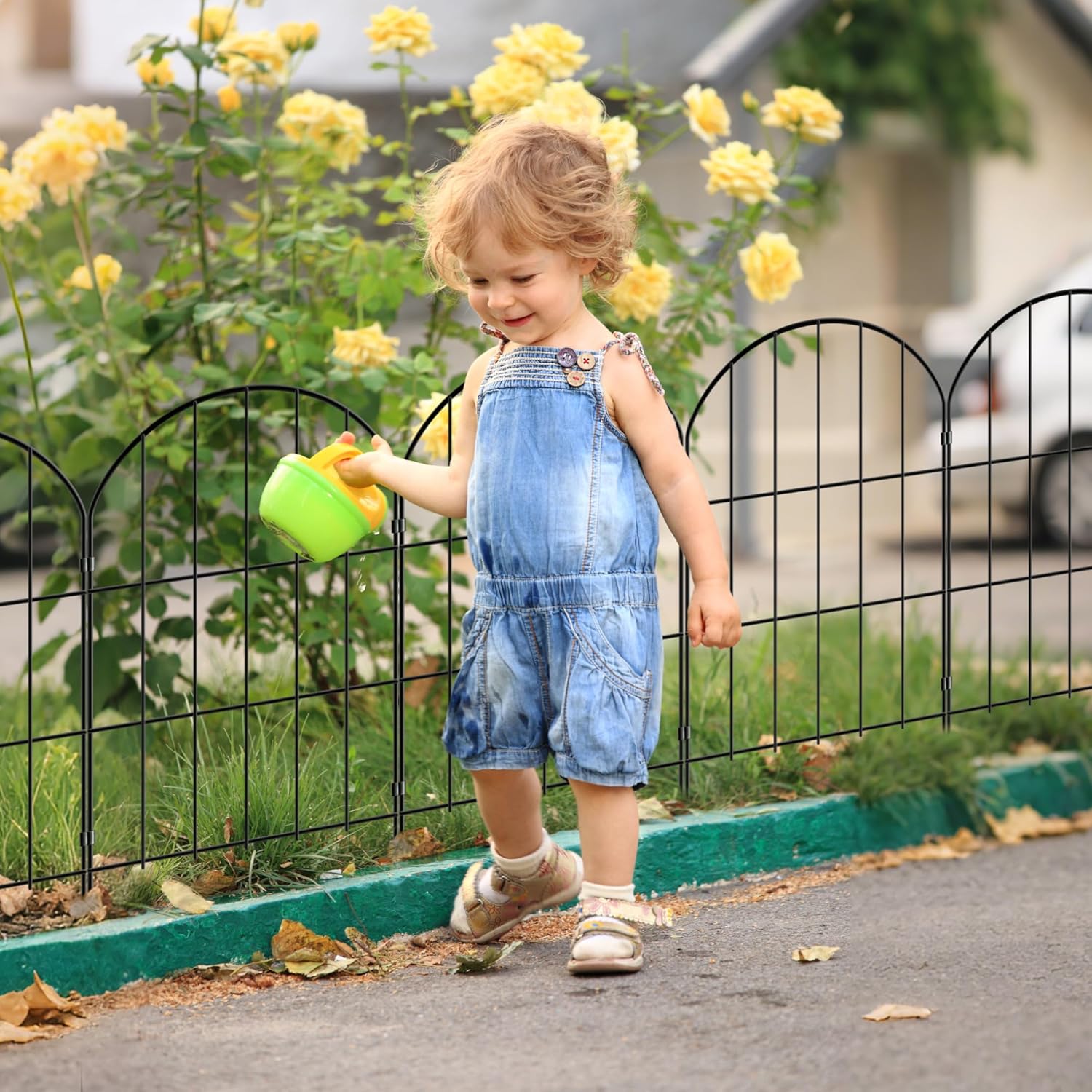 Decorative Garden Fence 61cm (H) x 33cm (W)