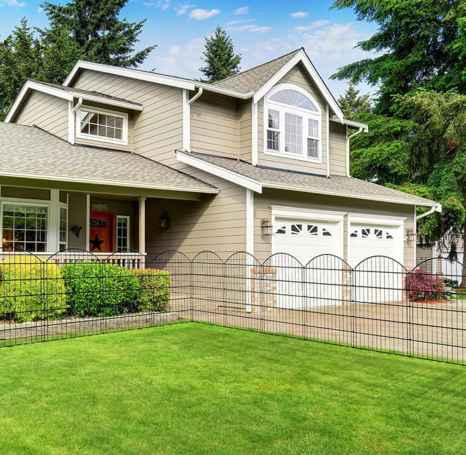 Metal Garden Fence 81cm (H) x 71cm (W)